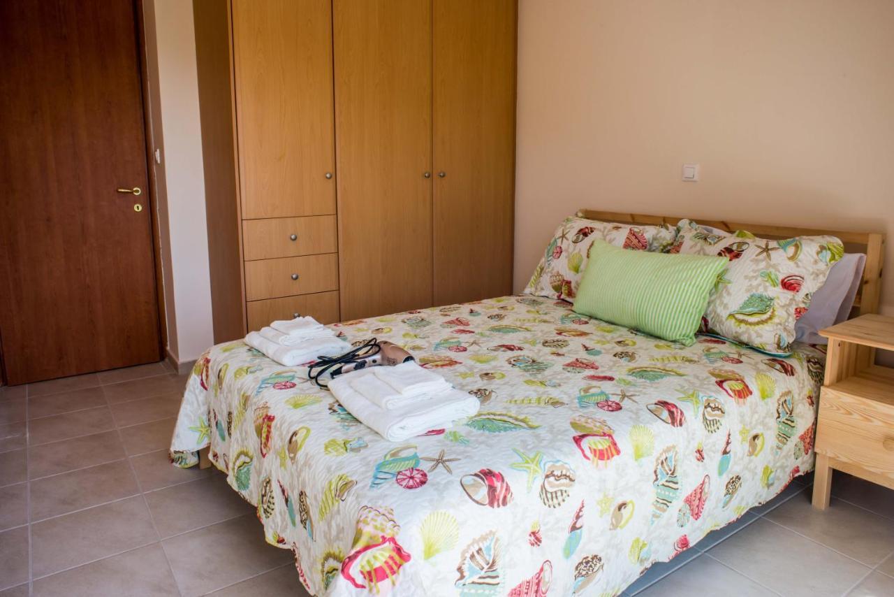 Ligia  Lovely Apartment Next To The Sea Lygia Korinthias מראה חיצוני תמונה